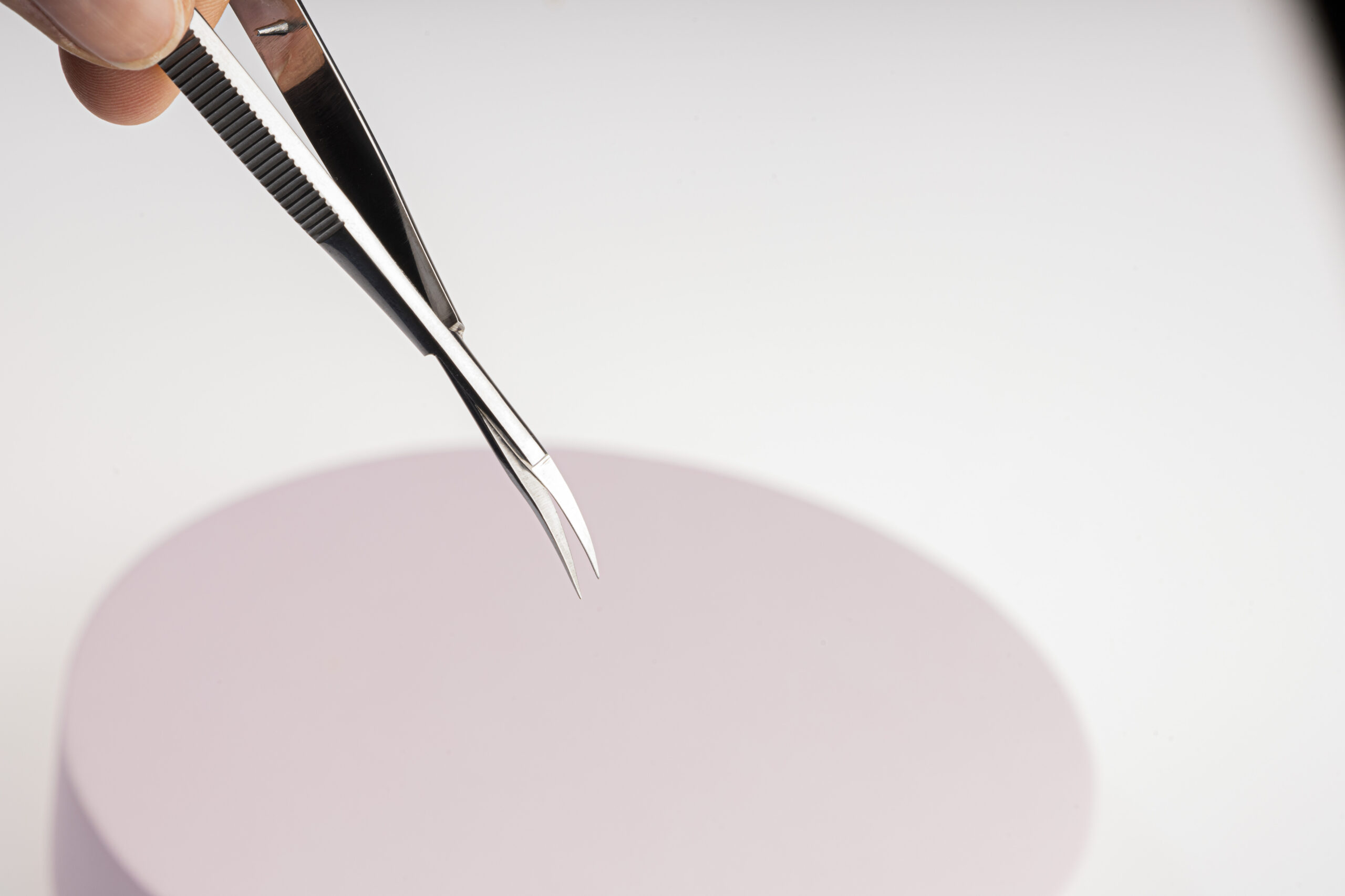 Thera Esthetique Grossiste En Produit Esthetique Bretagne 30507 HC Nail Form Scissor PRO 4