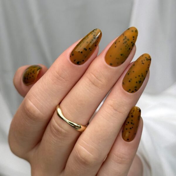 Thera Esthetique Grossiste En Produit Esthetique Bretagne 501 Wild Tiger Lakier Hybrydowy Slowianka Nail Trends Stylizacja 600x600 1